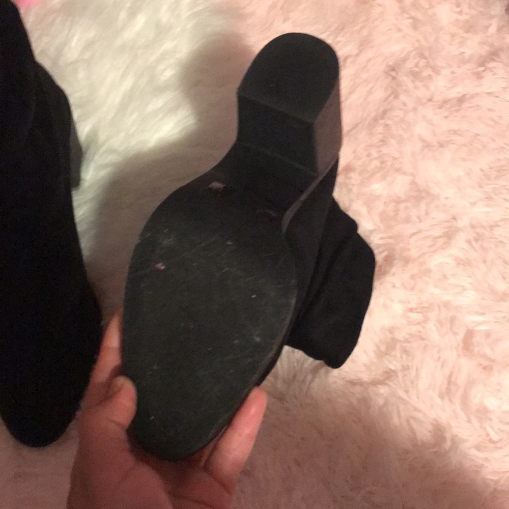 Size 7.5 - Picture 2 of 5